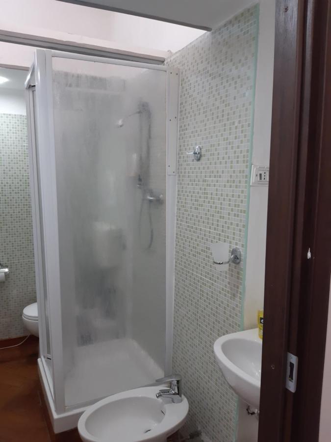 Guest House Elena Genua Zewnętrze zdjęcie